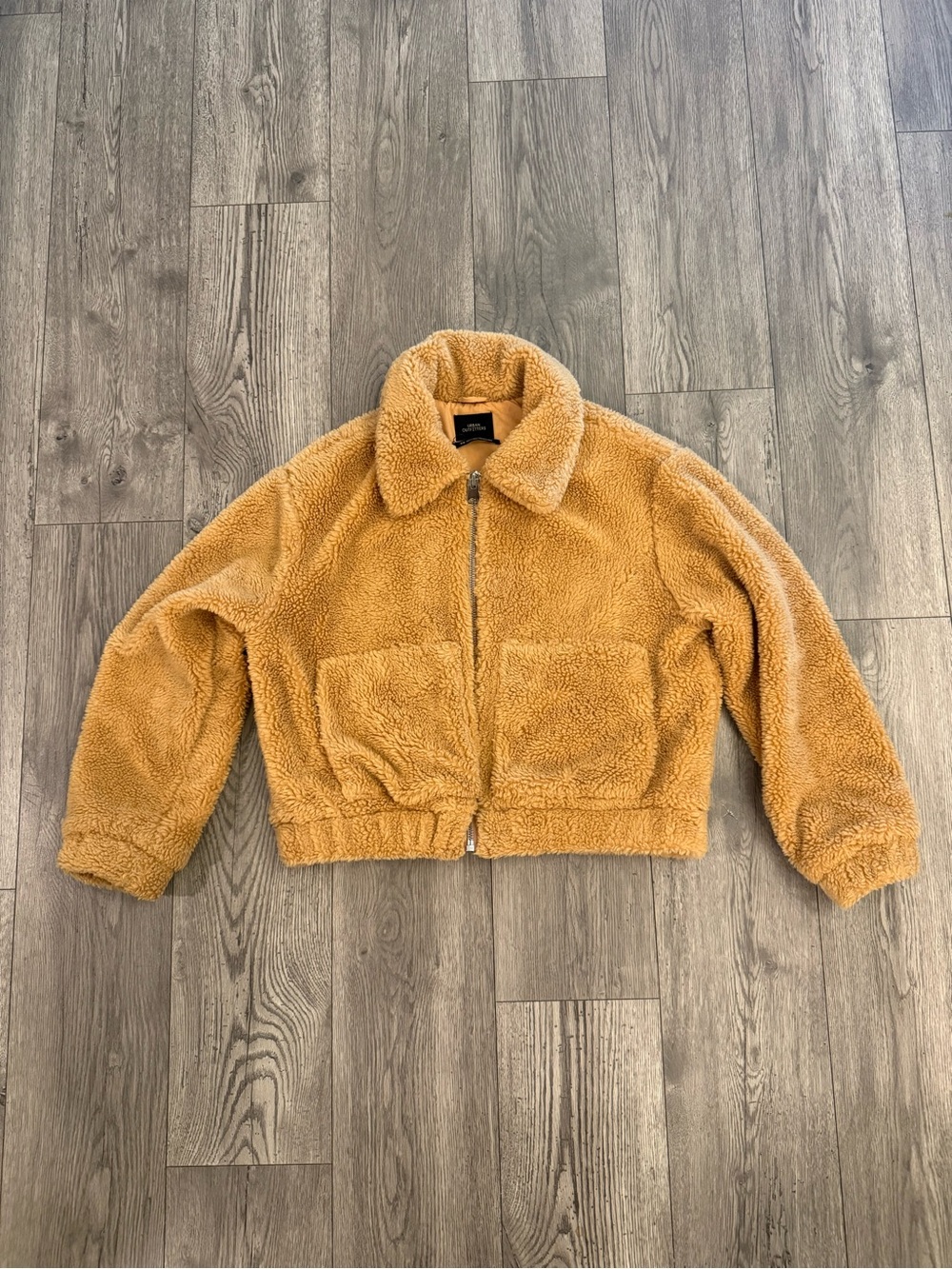 Urban Outfitters Tan Cropped Teddy Sherpa Women Size Medium Bomber Jacket